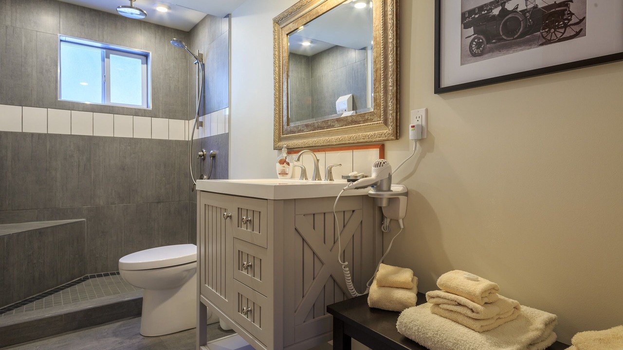 Photo of Bathroom in Parson