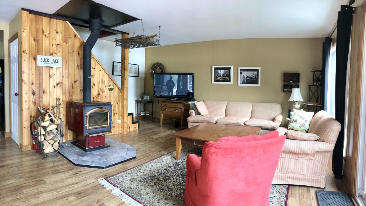 Photo of Bedroom in McMurrich/Monteith