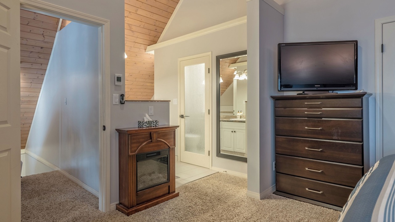 Photo of Livingroom in Silver Star Mountain