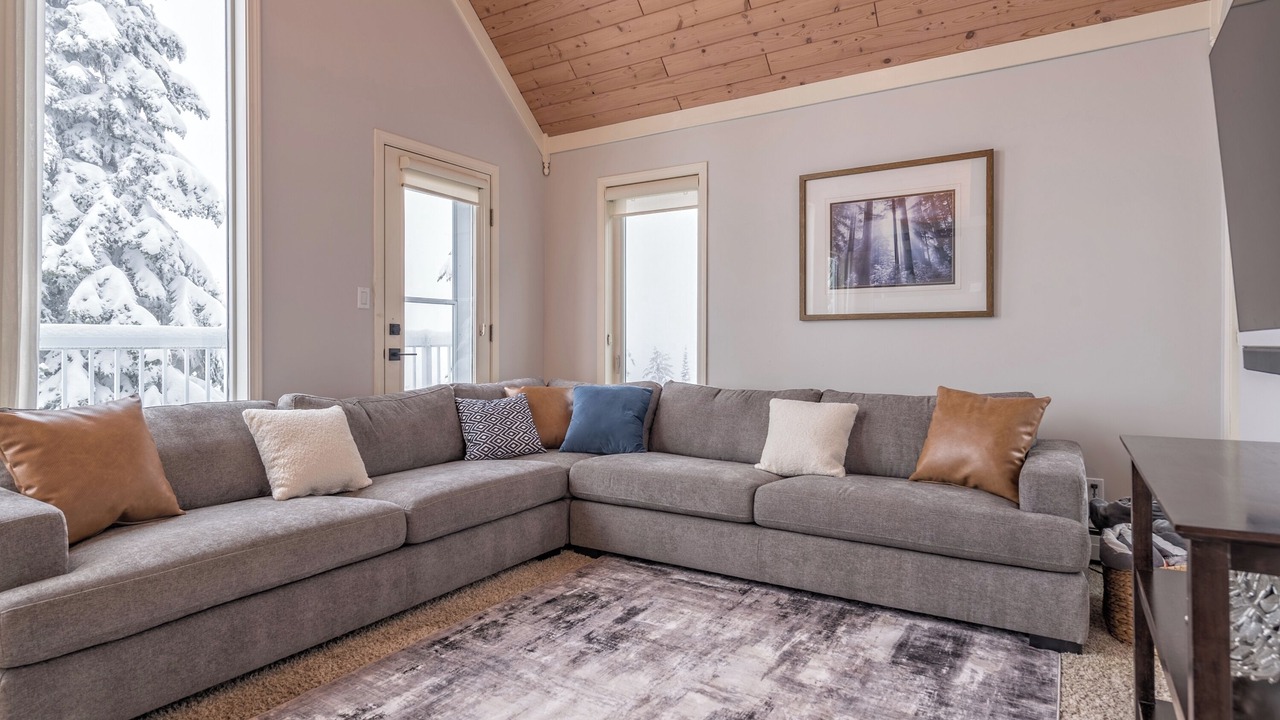 Photo of Bedroom in Silver Star Mountain