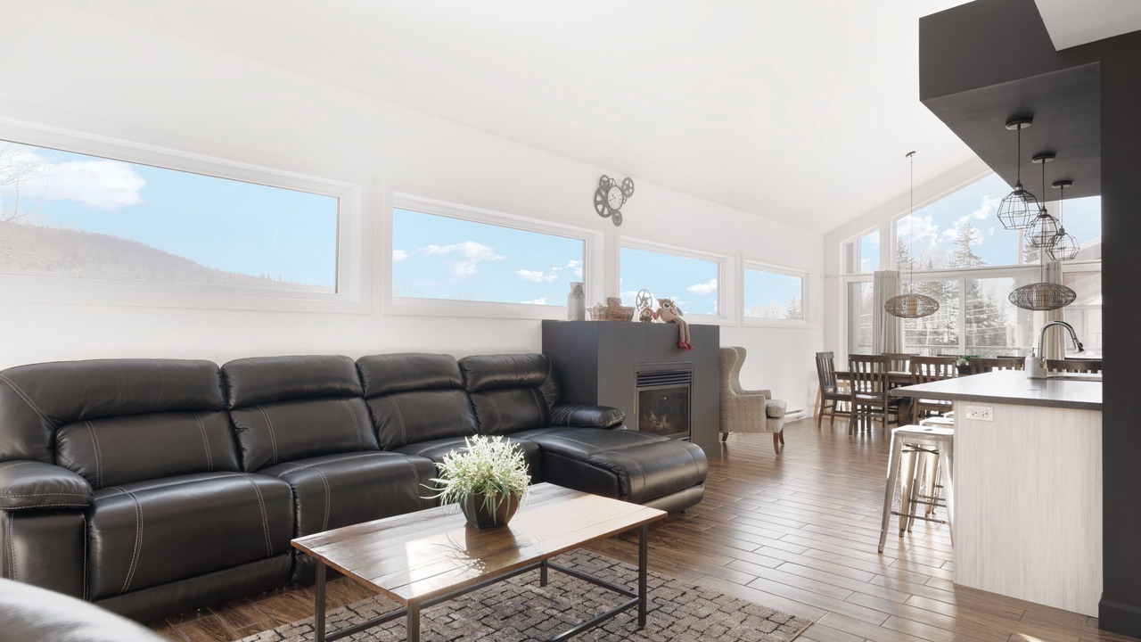 Photo of Livingroom in Stoneham