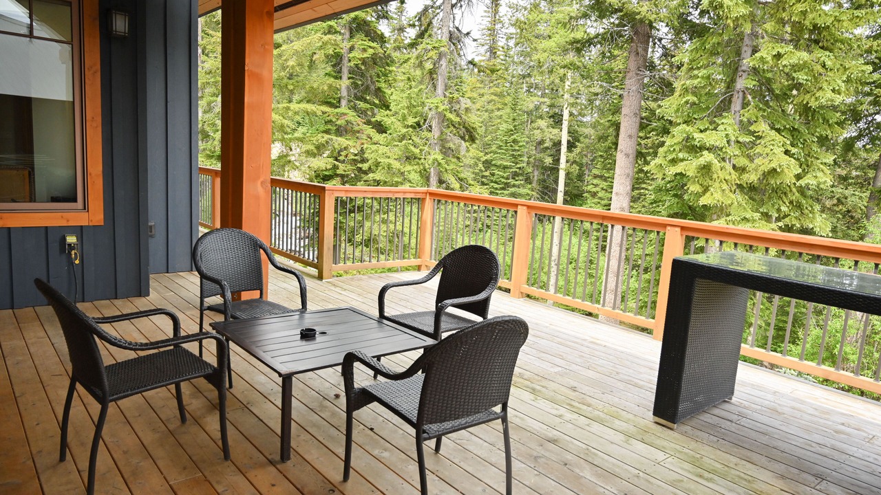 Photo of Patio Balcony in Golden