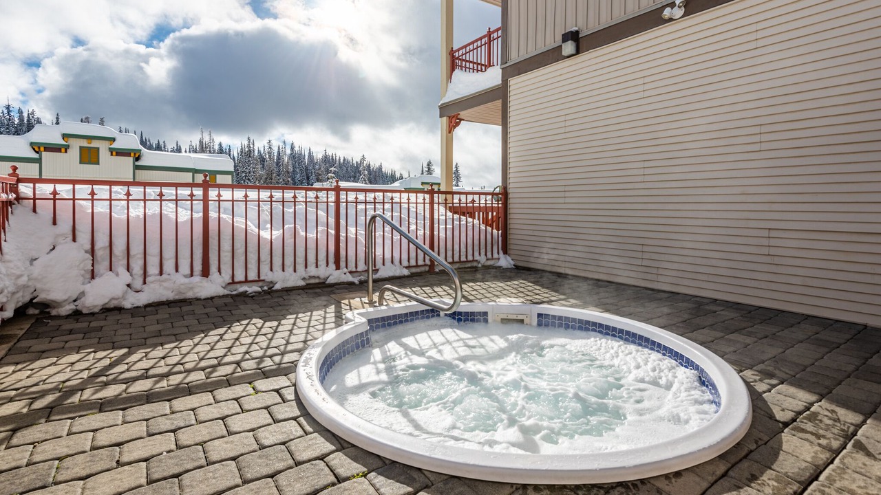 Photo of Outdoor in Silver Star Mountain