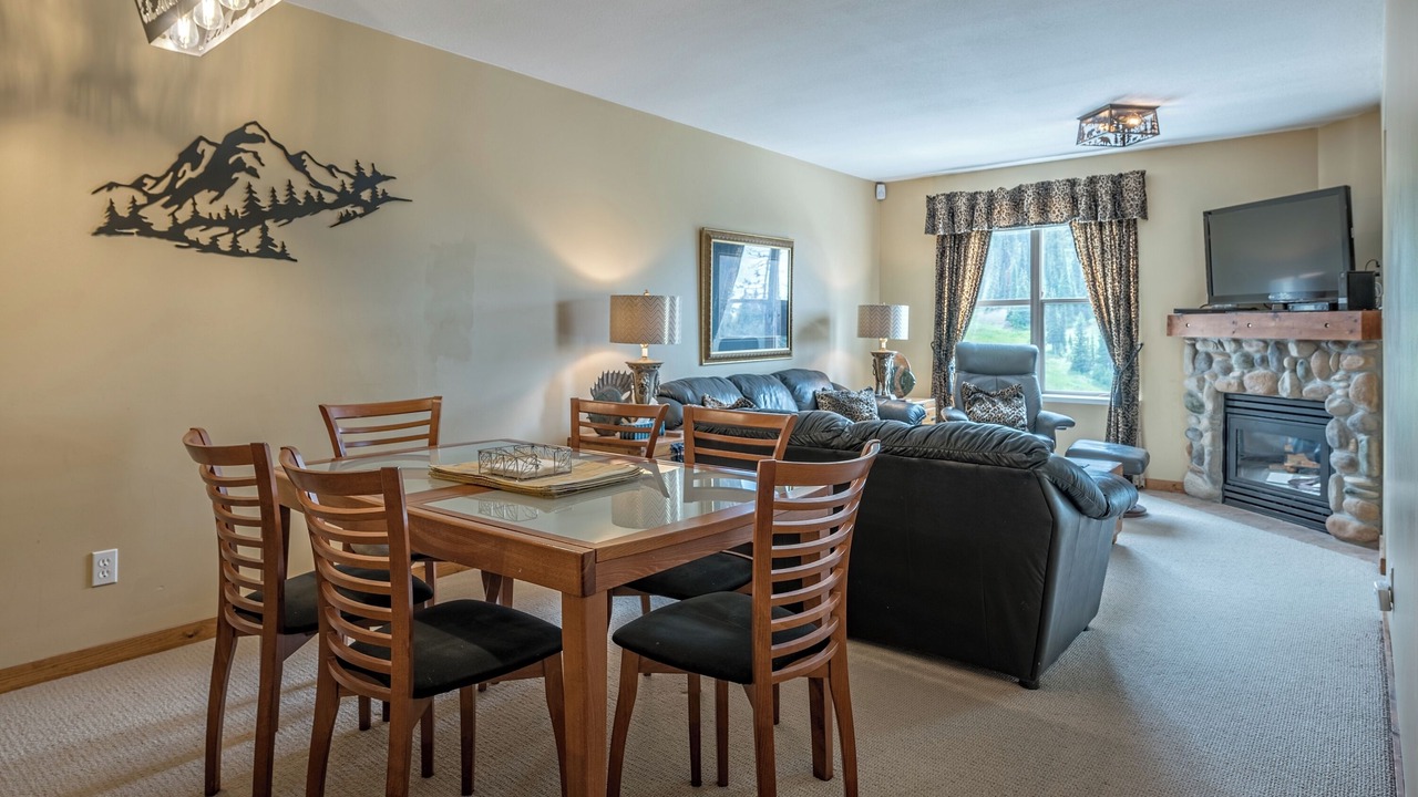 Photo of Bedroom in Silver Star Mountain