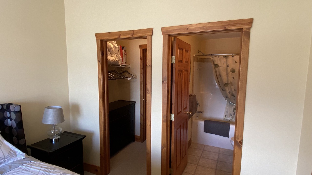 Photo of Bedroom in East Kootenay