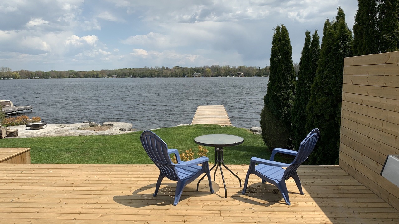 Photo of Patio Balcony in Kawartha Lakes