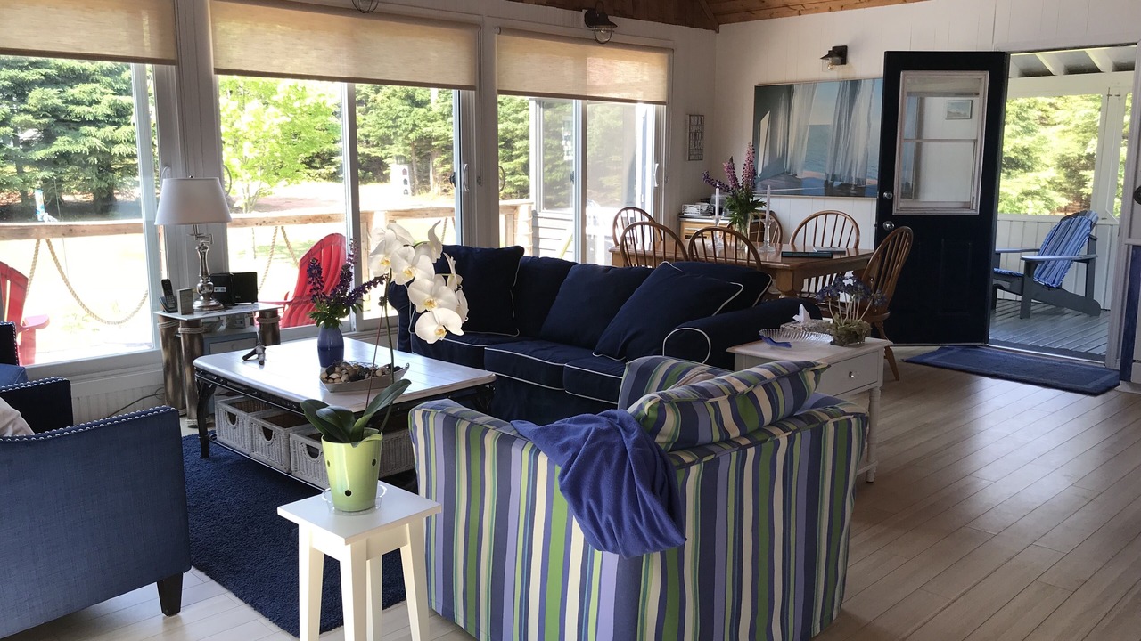 Photo of Livingroom in Lakeside