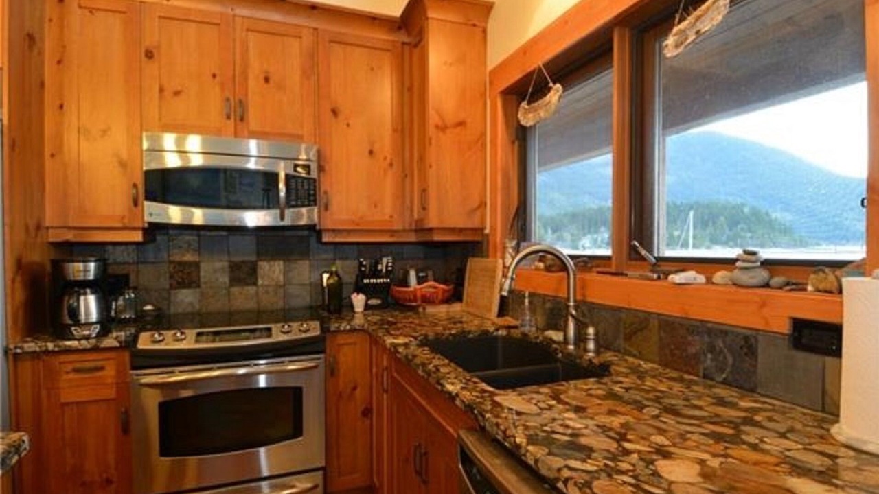 Photo of Kitchen in Proctor