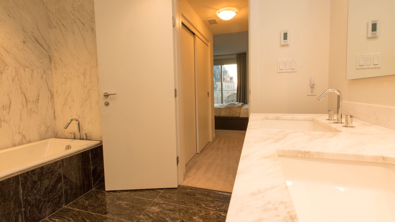 Photo of Bathroom in Inner Harbour