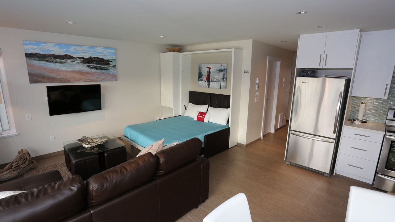 Photo of Bedroom in Lower Lonsdale