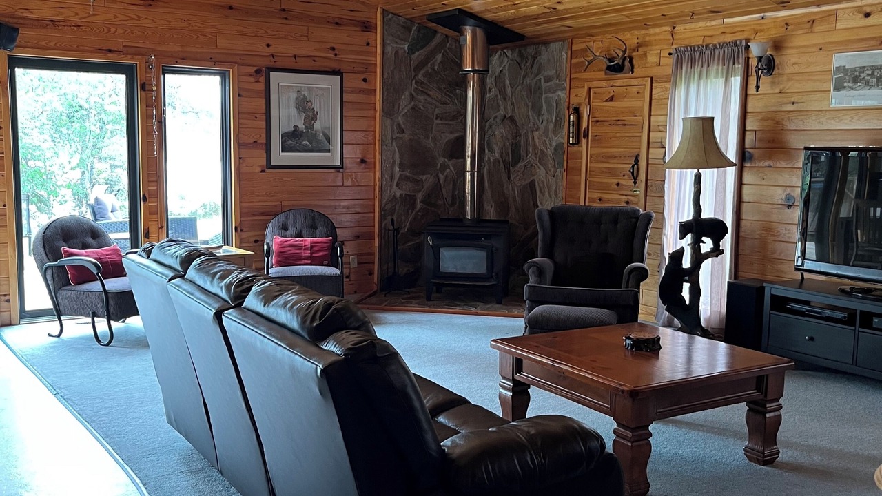 Photo of Livingroom in Northern Ontario
