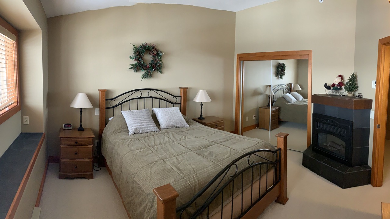 Photo of Bedroom in Big White Ski Resort