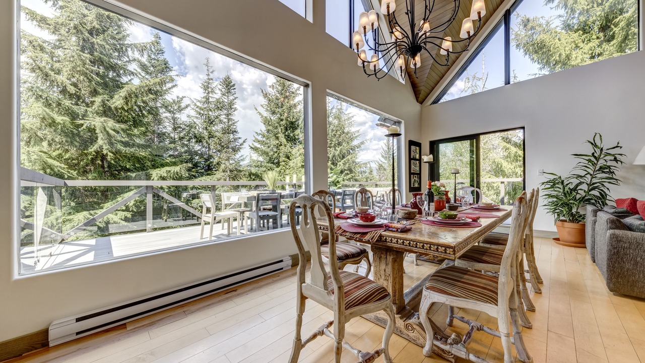 Photo of Livingroom in Upper Village