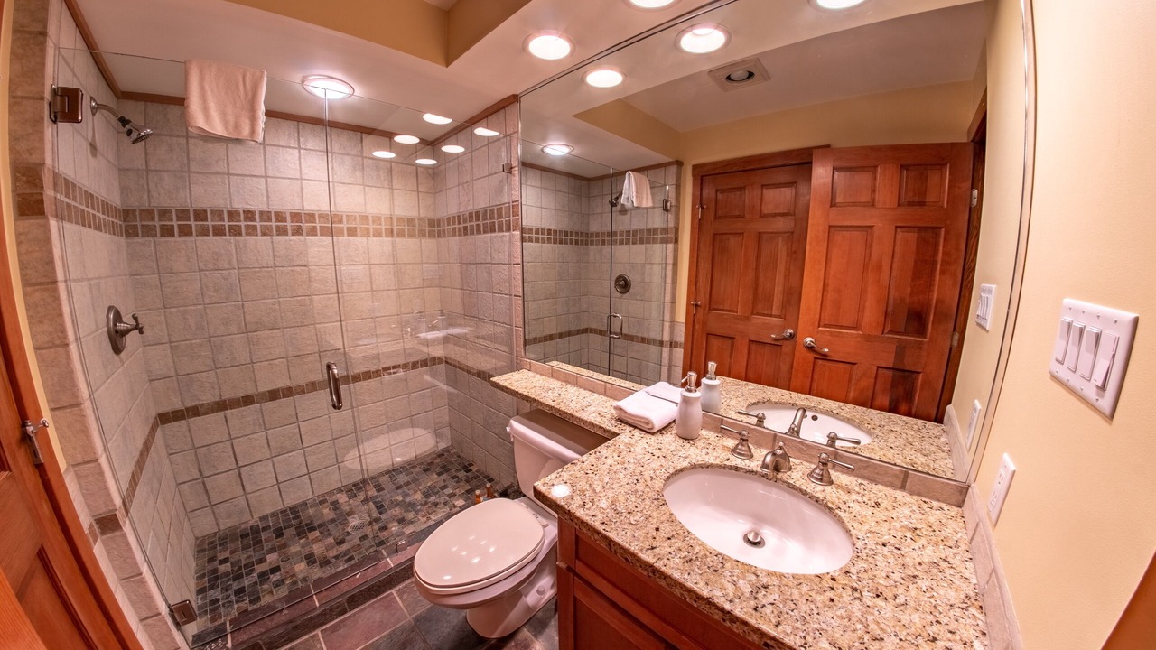 Photo of Bathroom in Upper Village