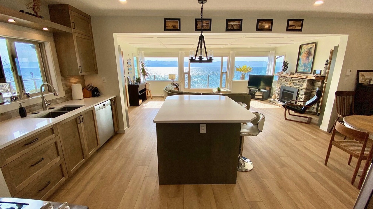 Photo of Kitchen in Otter Point