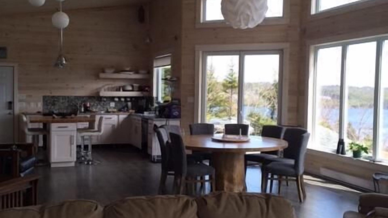 Photo of Livingroom in Clam Bay