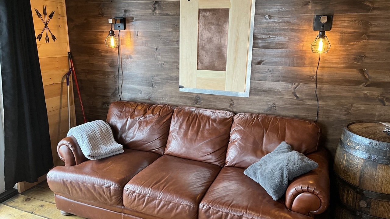 Photo of Livingroom in Clam Bay