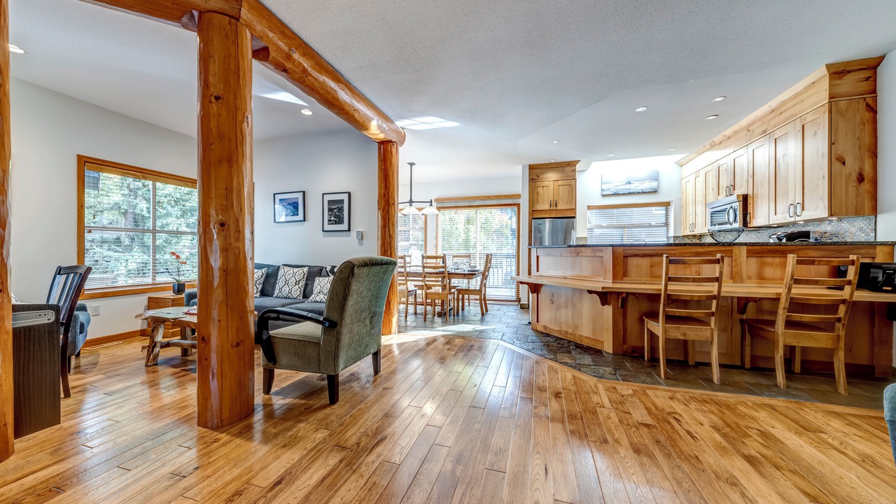 Photo of Livingroom in Upper Village