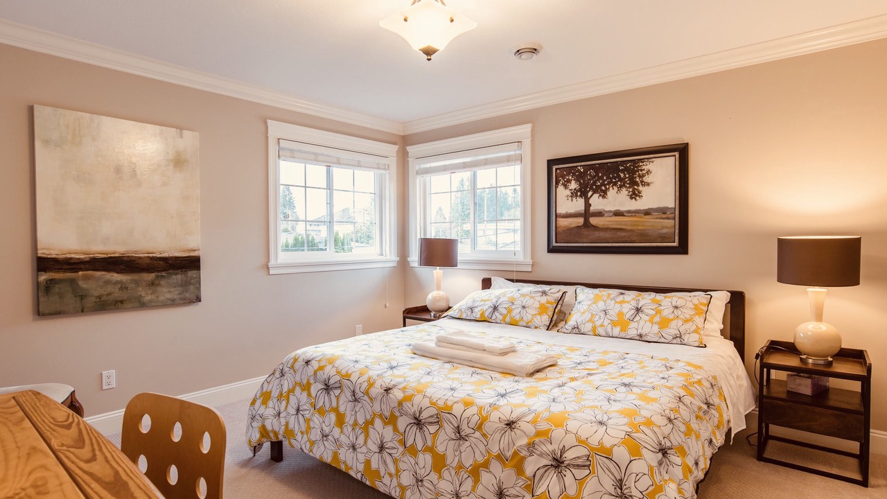 Photo of Bedroom in Oakridge