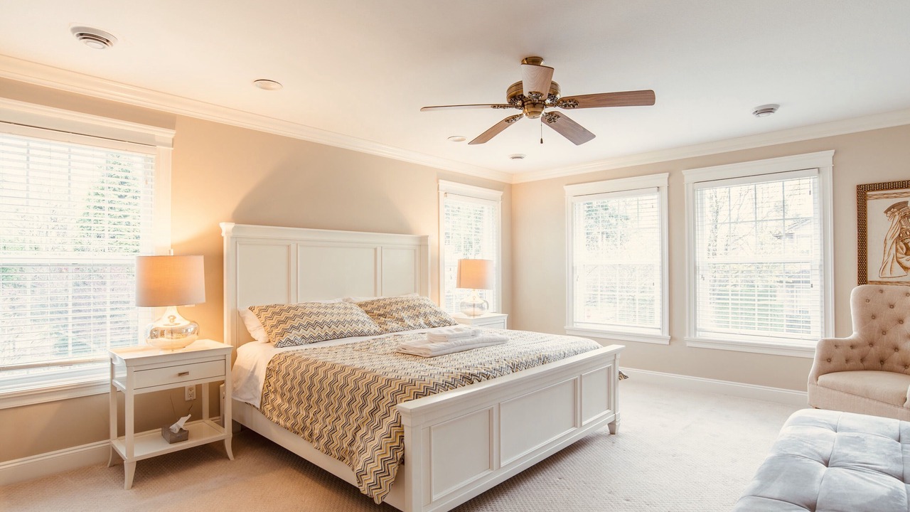 Photo of Bedroom in Oakridge