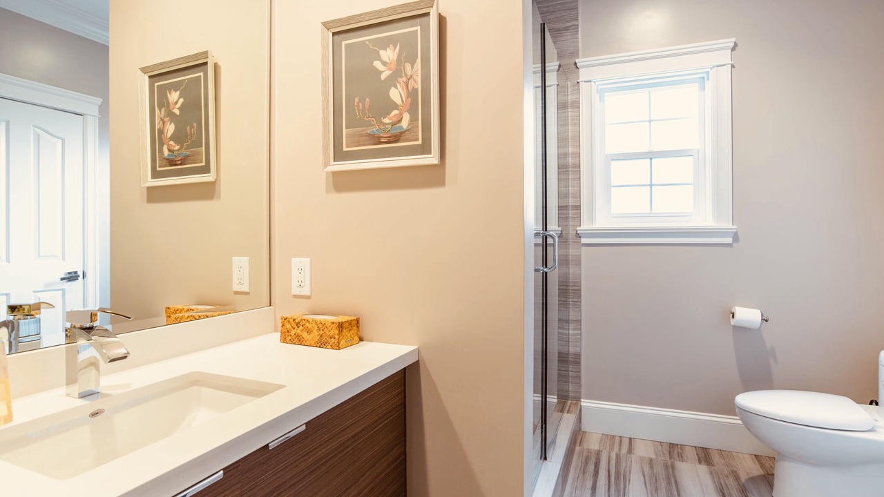 Photo of Bathroom in Oakridge