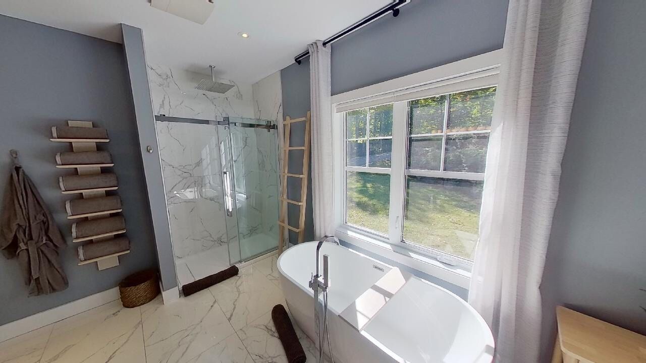 Photo of Bathroom in Mille-Isles