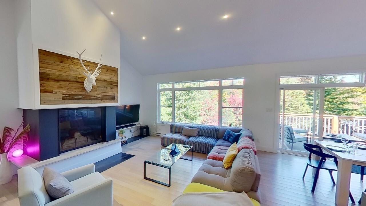 Photo of Livingroom in Mille-Isles