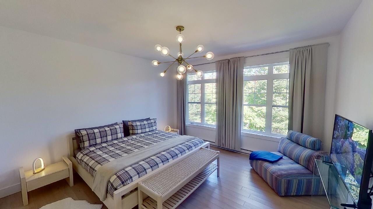 Photo of Bedroom in Mille-Isles