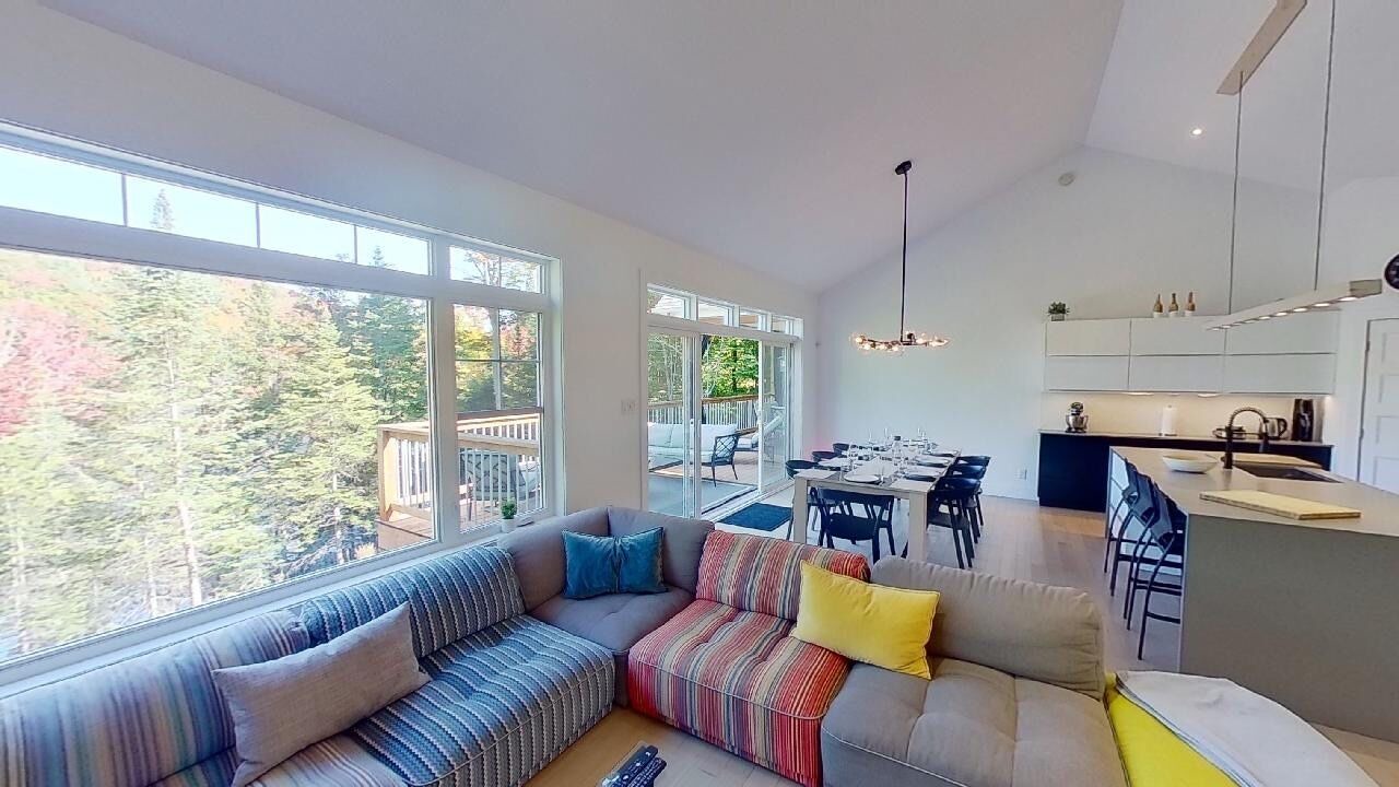 Photo of Livingroom in Mille-Isles