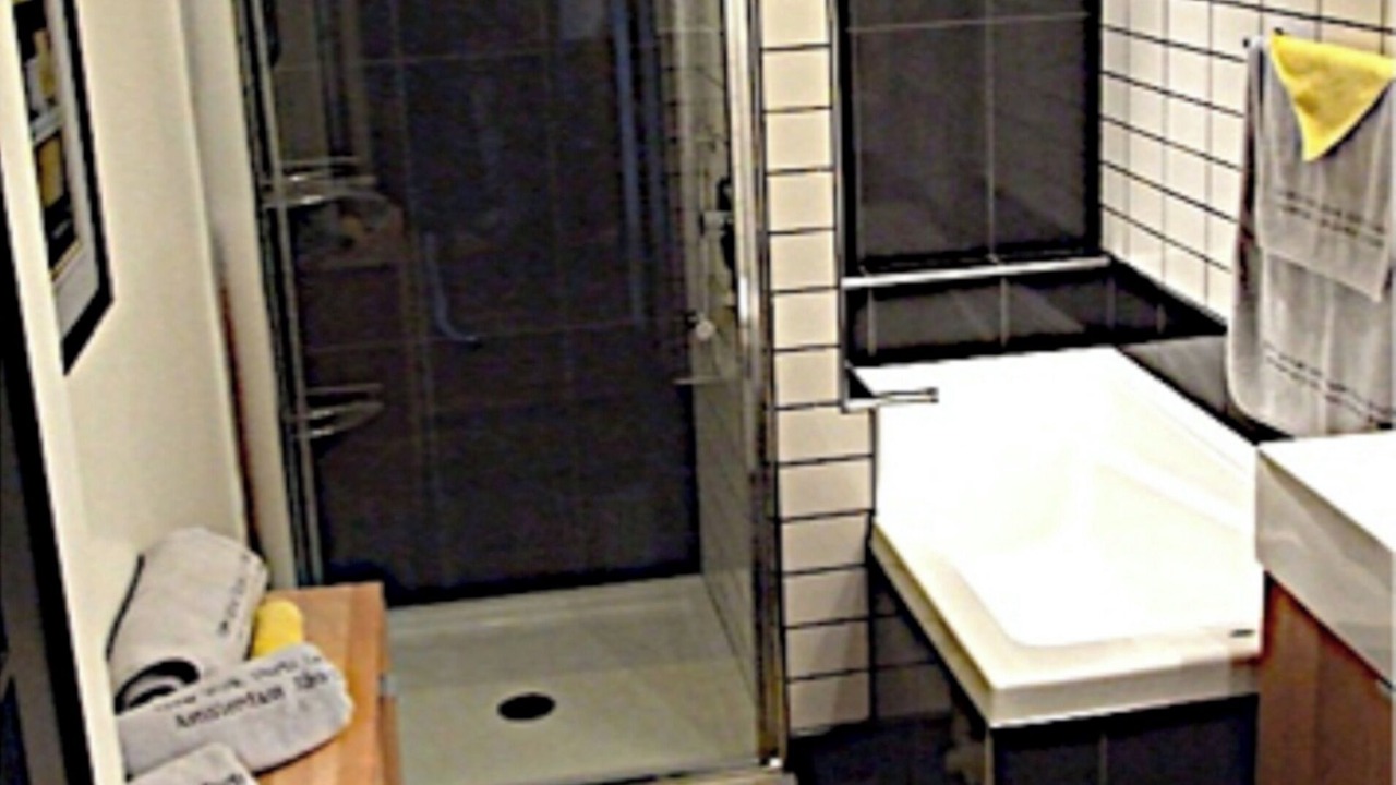 Photo of Bathroom in Lower Town