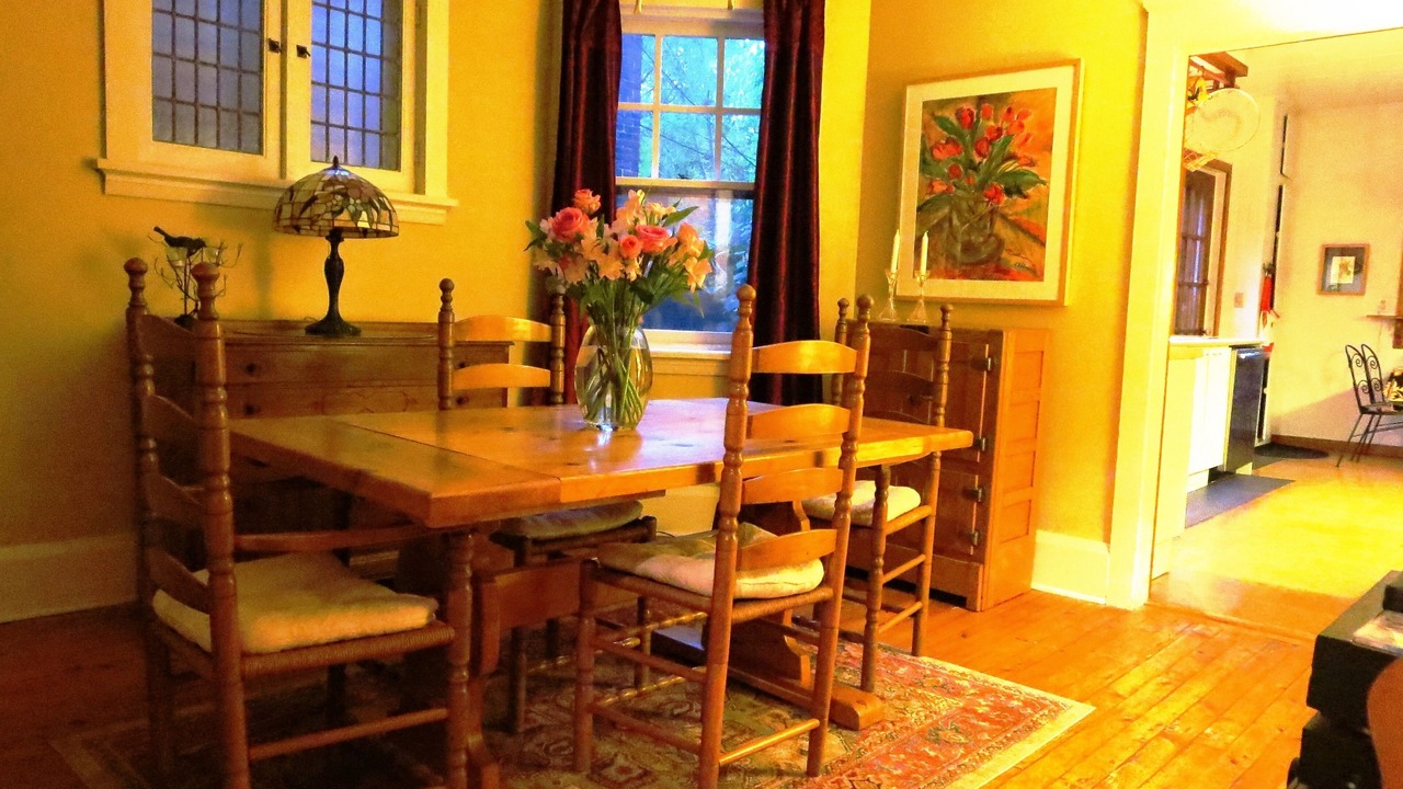 Photo of Bedroom in Cabbagetown