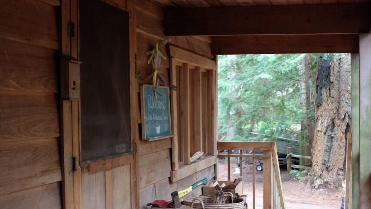 Photo of Patio Balcony in Savary Island