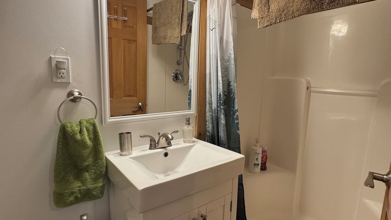 Photo of Bathroom in Proctor