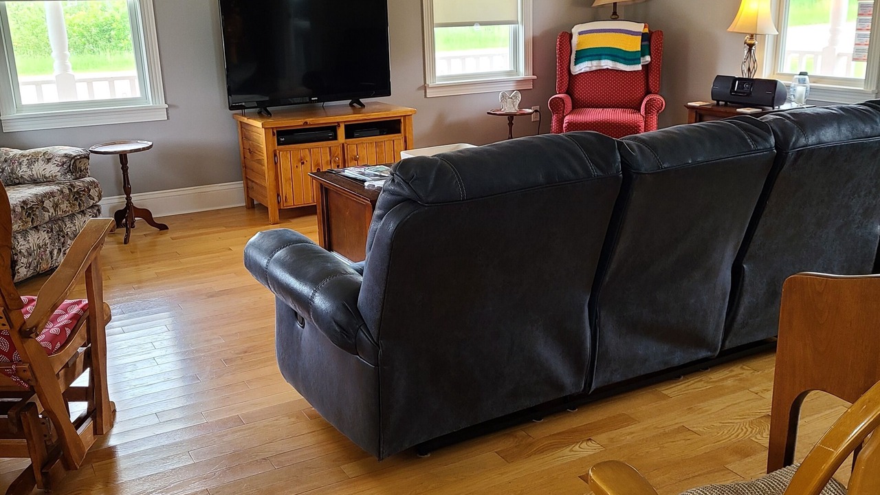 Photo of Livingroom in Lot 8