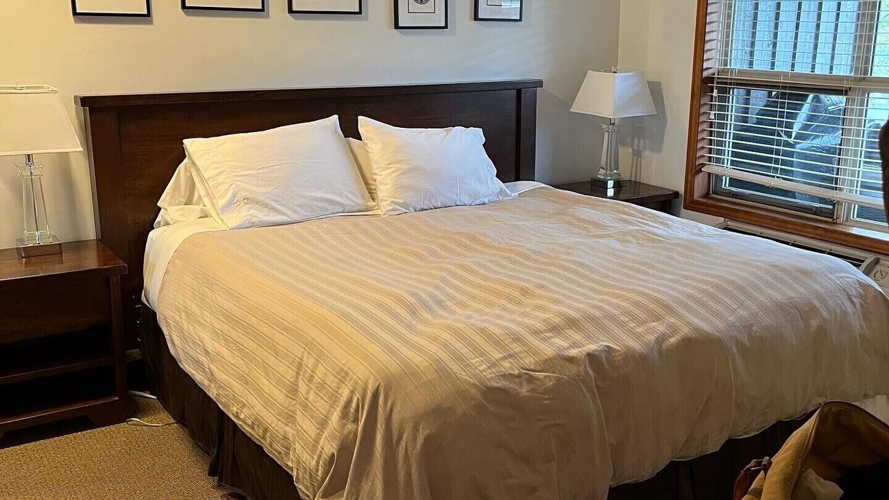 Photo of Bedroom in Upper Village