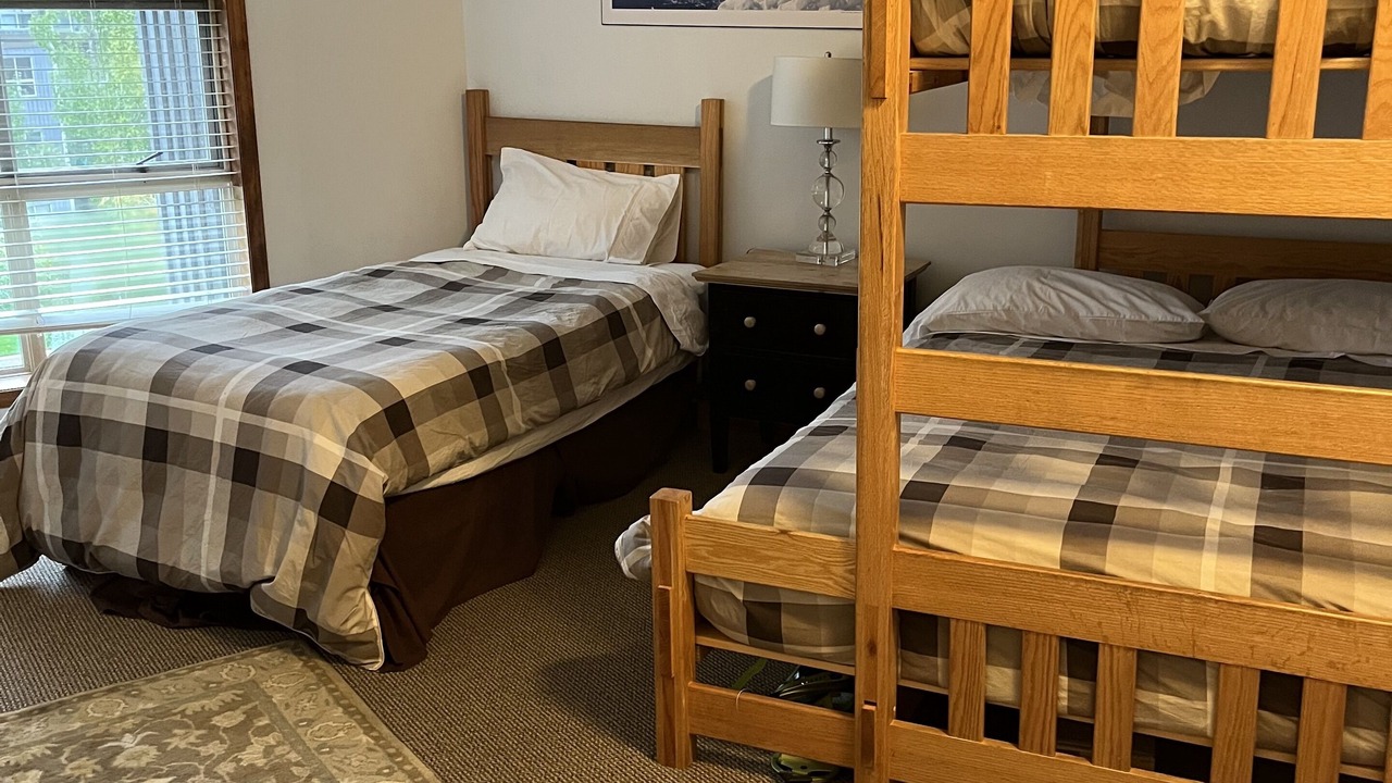 Photo of Bedroom in Upper Village