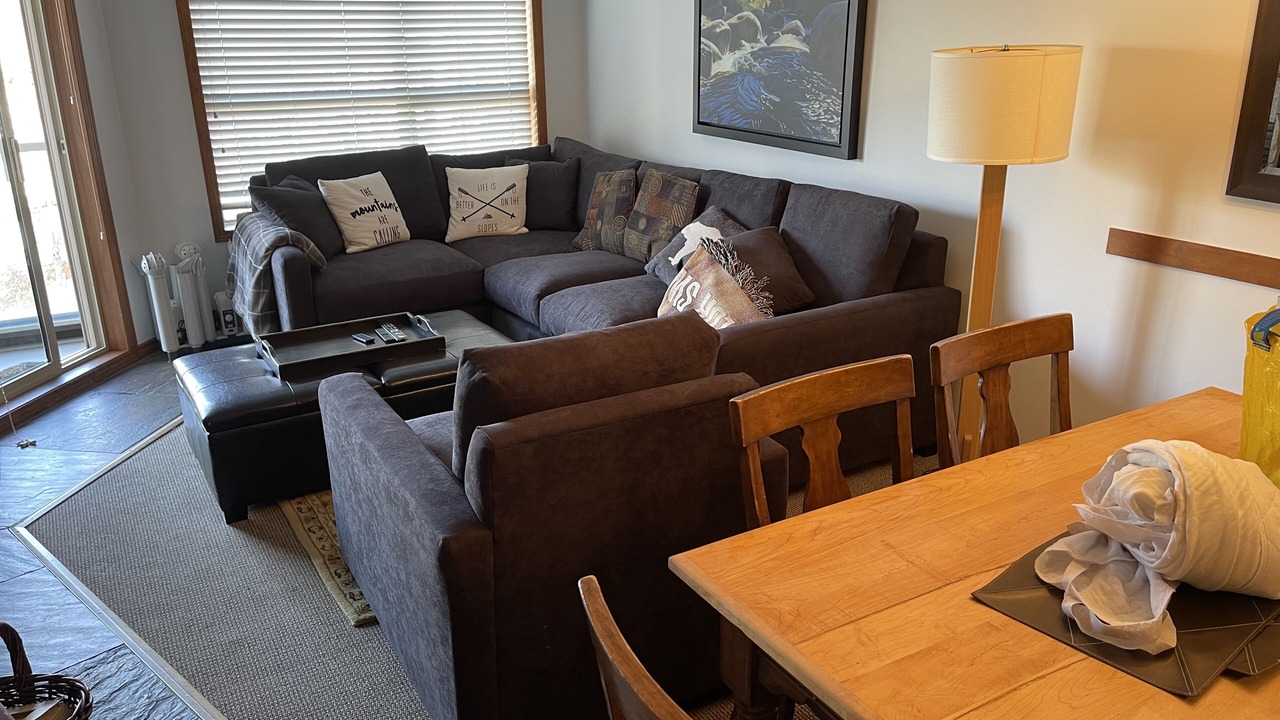 Photo of Livingroom in Upper Village