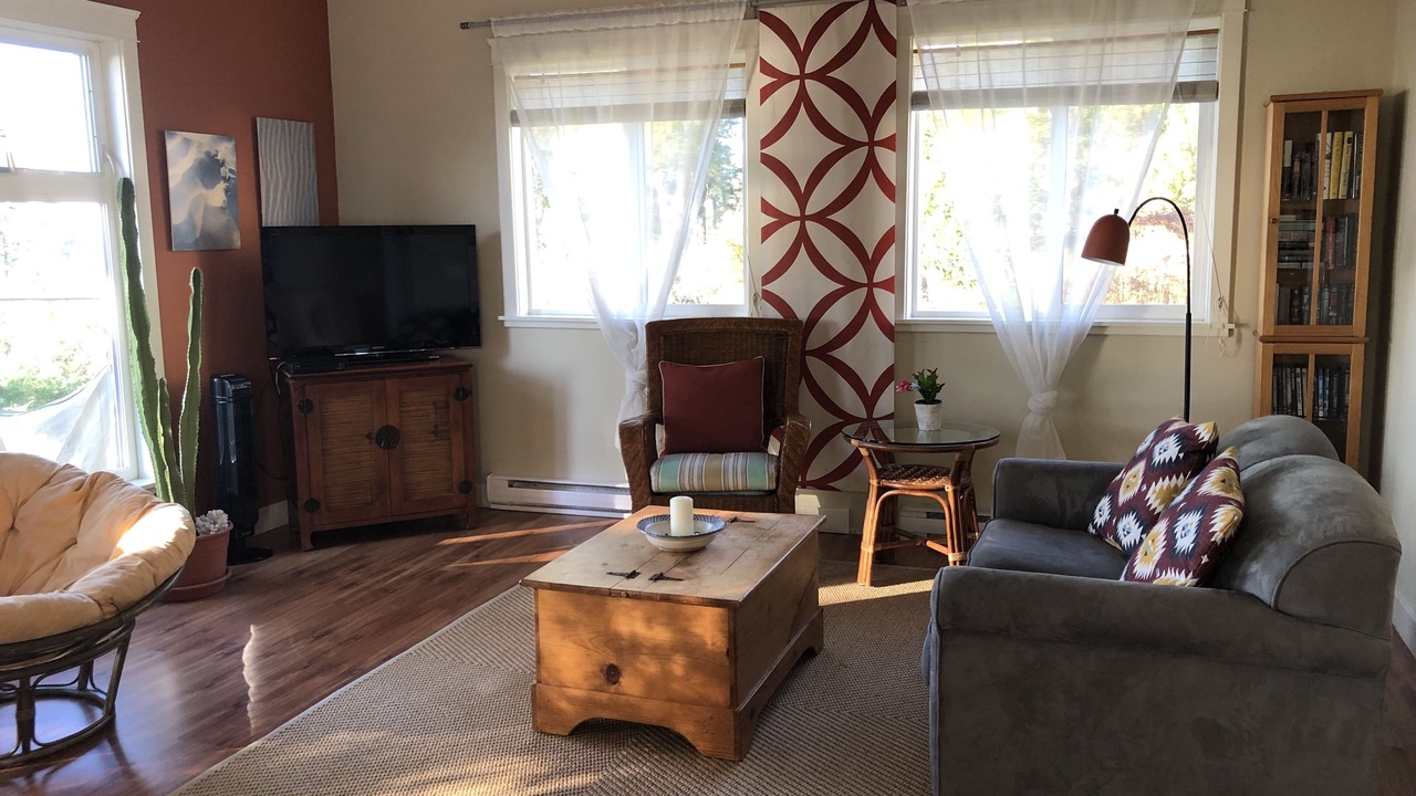 Photo of Livingroom in Halfmoon Bay