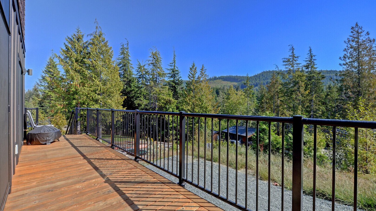 Photo of Others in Port Renfrew