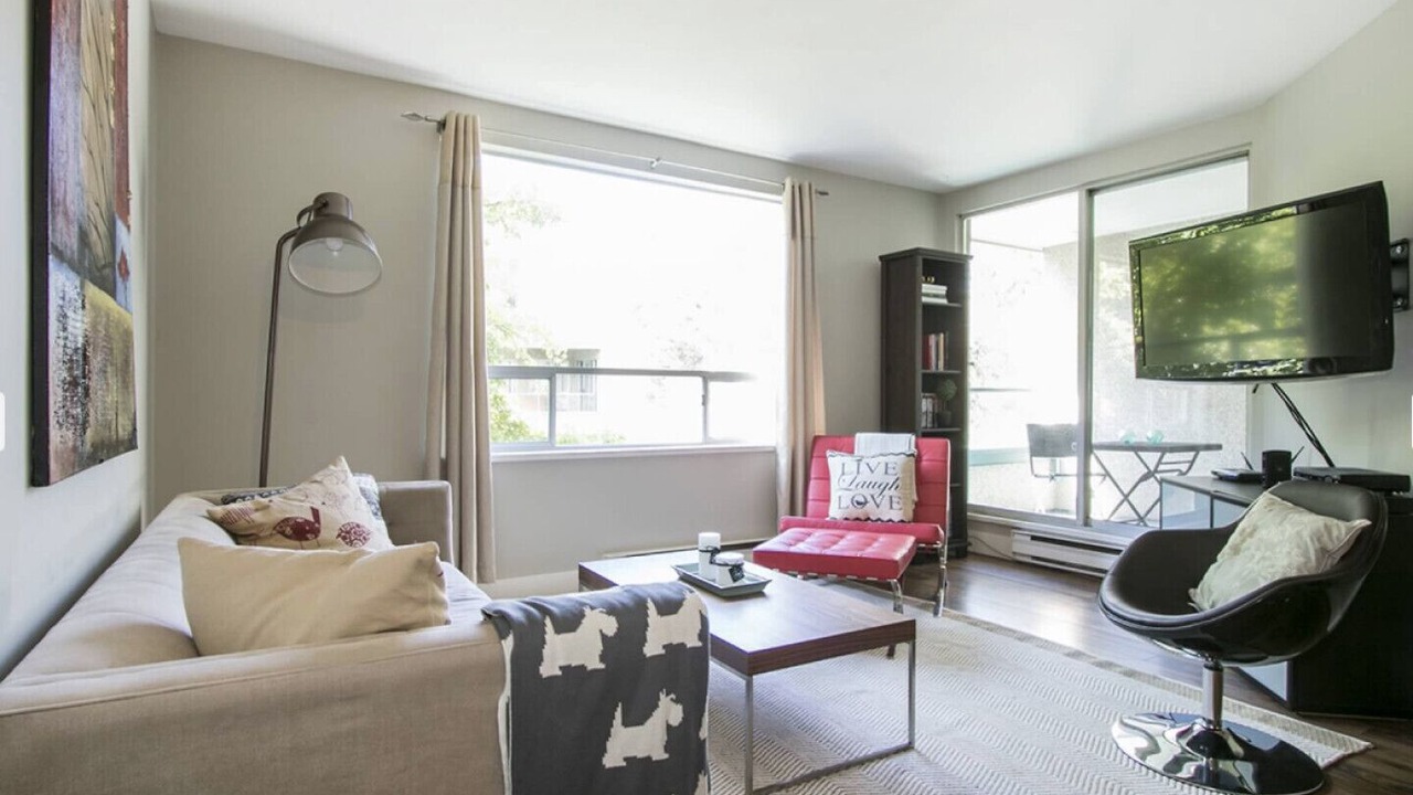Photo of Livingroom in West End