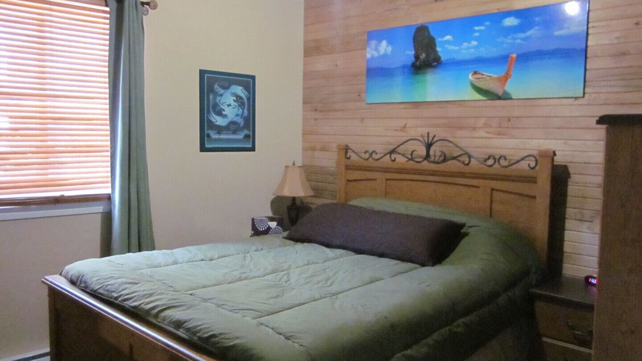 Photo of Bedroom in Cheneville