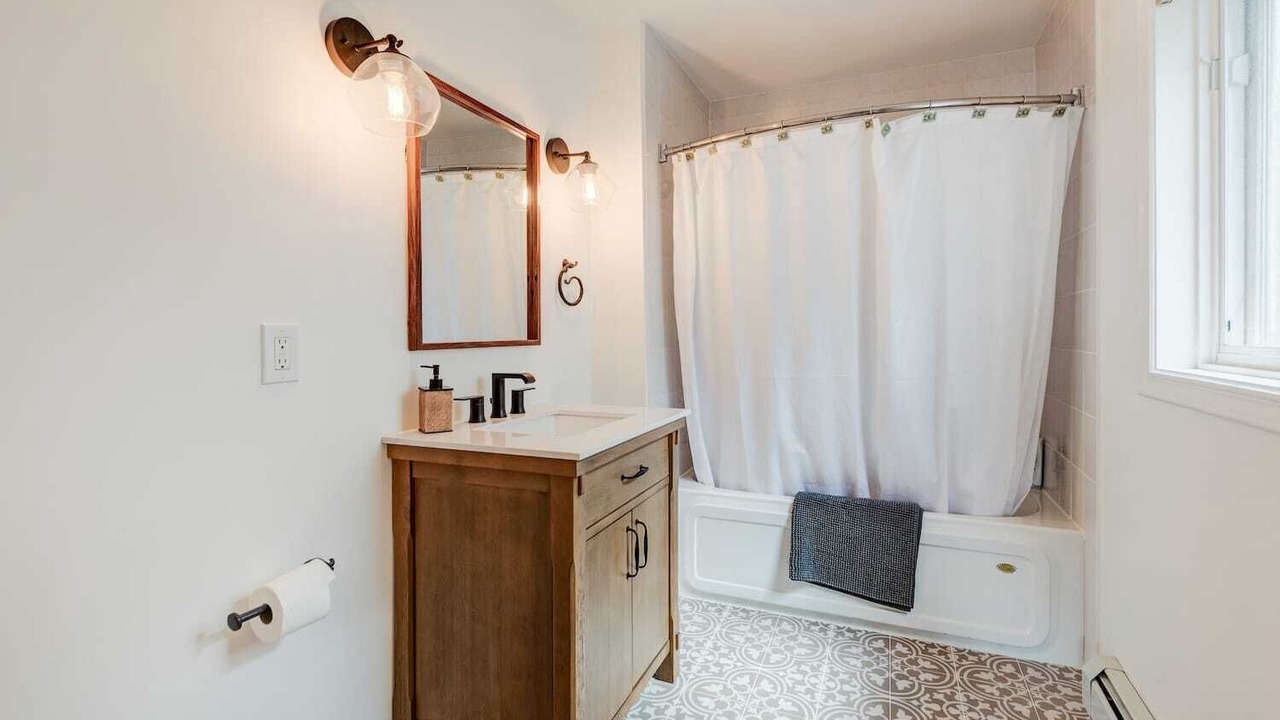 Photo of Bathroom in Banff