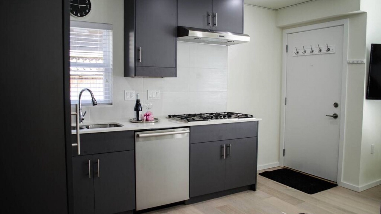 Photo of Kitchen in Riley Park-Little Mountain