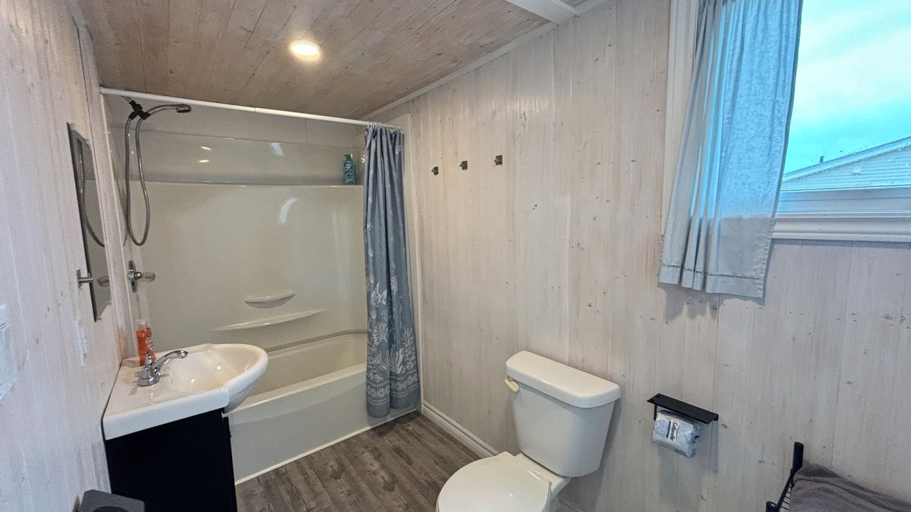 Photo of Bathroom in Chelton