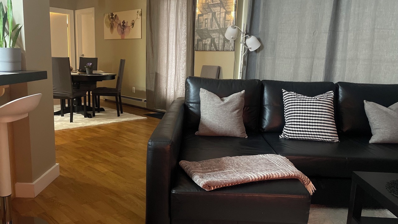 Photo of Livingroom in Downtown Edmonton