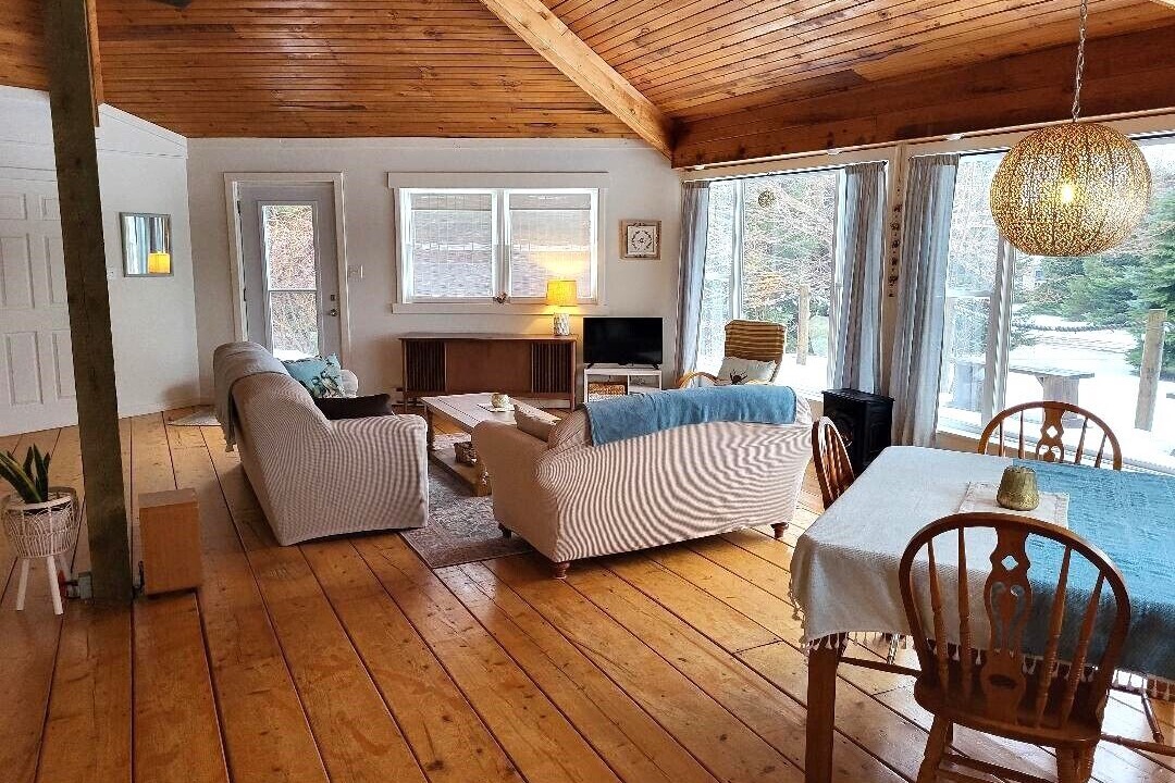 Photo of Livingroom in Corran Ban