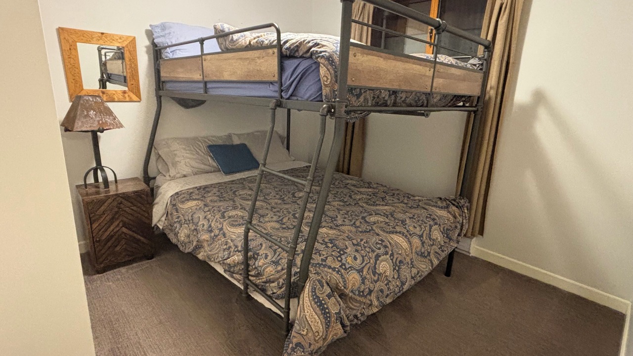 Photo of Bedroom in Snow Pine Estates