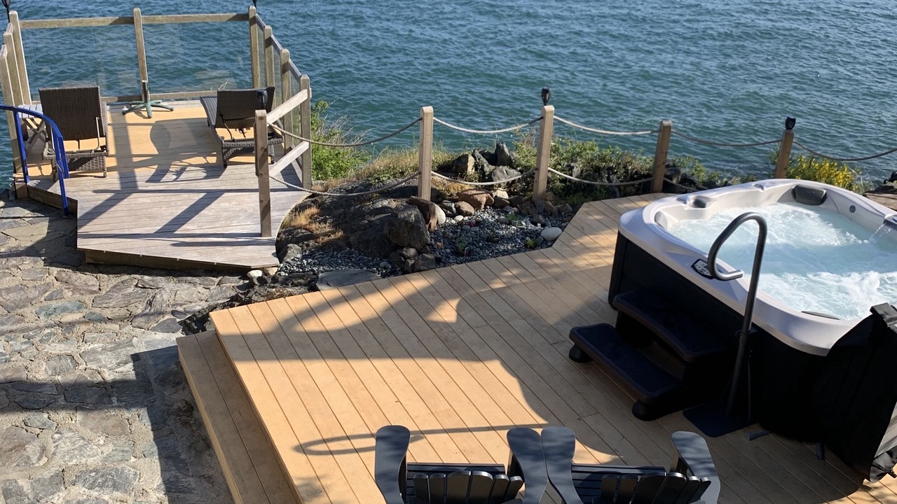 Photo of Patio Balcony in Otter Point