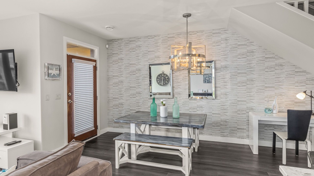 Photo of Livingroom in Westbank
