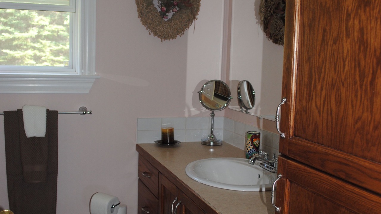 Photo of Bathroom in Mayfield